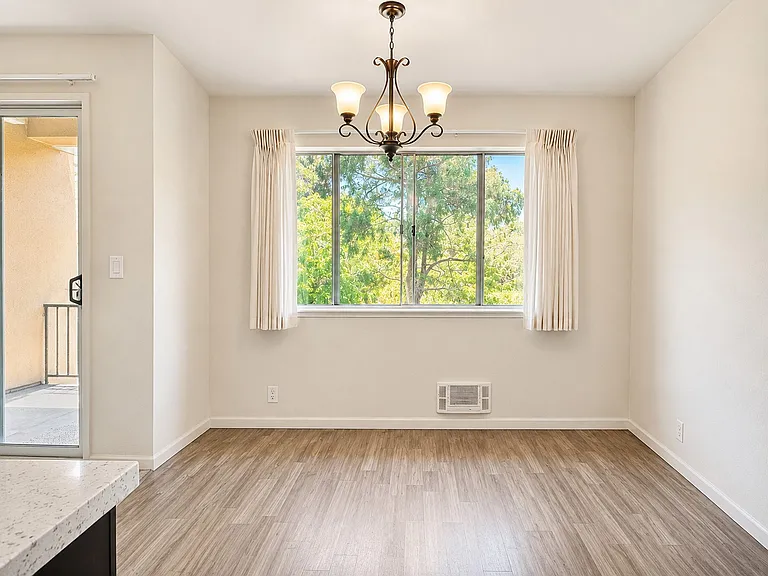 3820 Park Blvd #14 — Photo 11