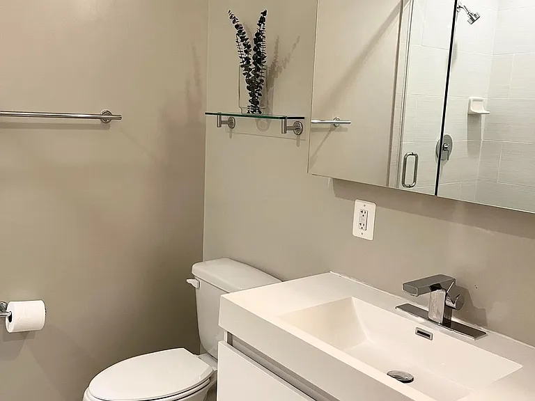 989 S Buchanan St #223 — Photo 11