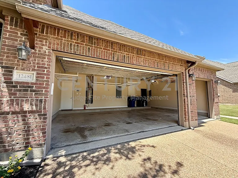 12481 Pleasant Hill Ln — Photo 36