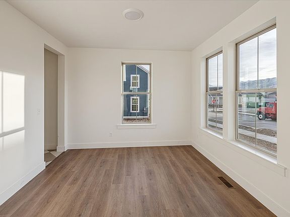 4th image of 11281 S Easy Bee Rd #134