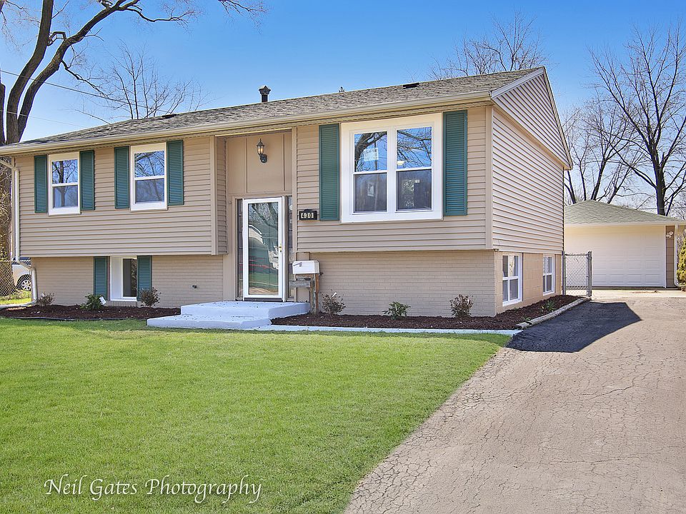 1st image of 430 E Maple Dr