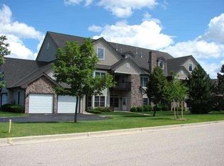 6708 S 34th St #4, Franklin, WI 53132