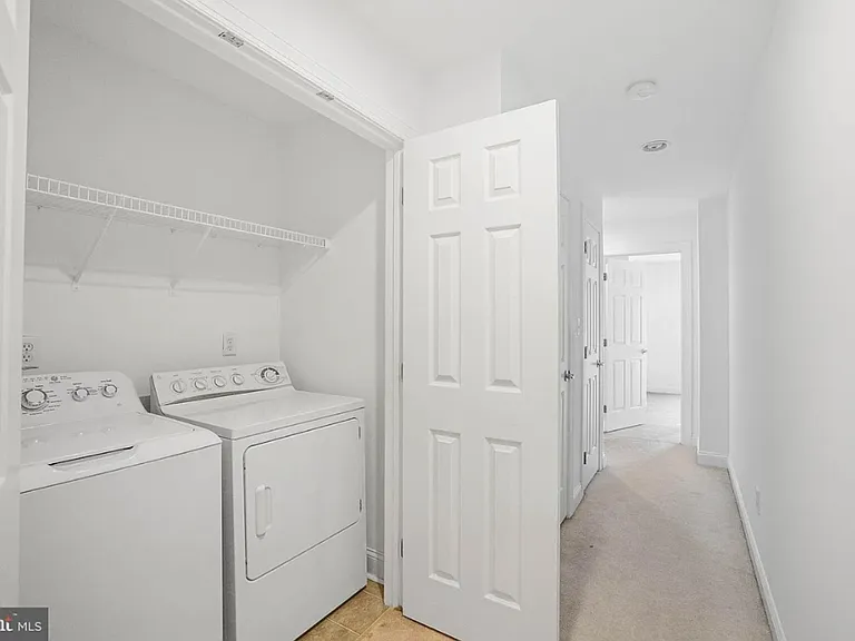 146 Christina Landing Dr — Photo 15