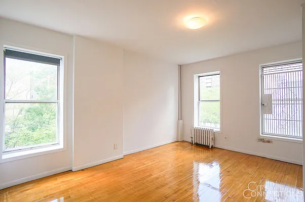 Rented by City Connections Realty | media 7