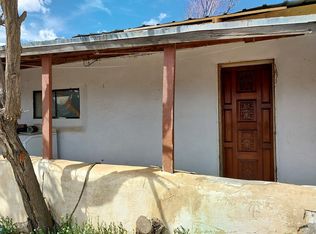 15 W Camino Abajo De La Loma, Taos, NM 87571
