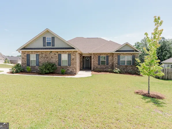 616 Woods Edge Way, Warner Robins, GA 31088