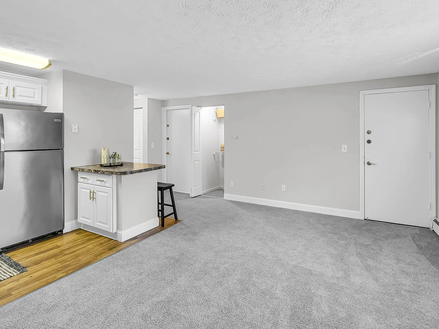 Edgewood Court — Photo 3
