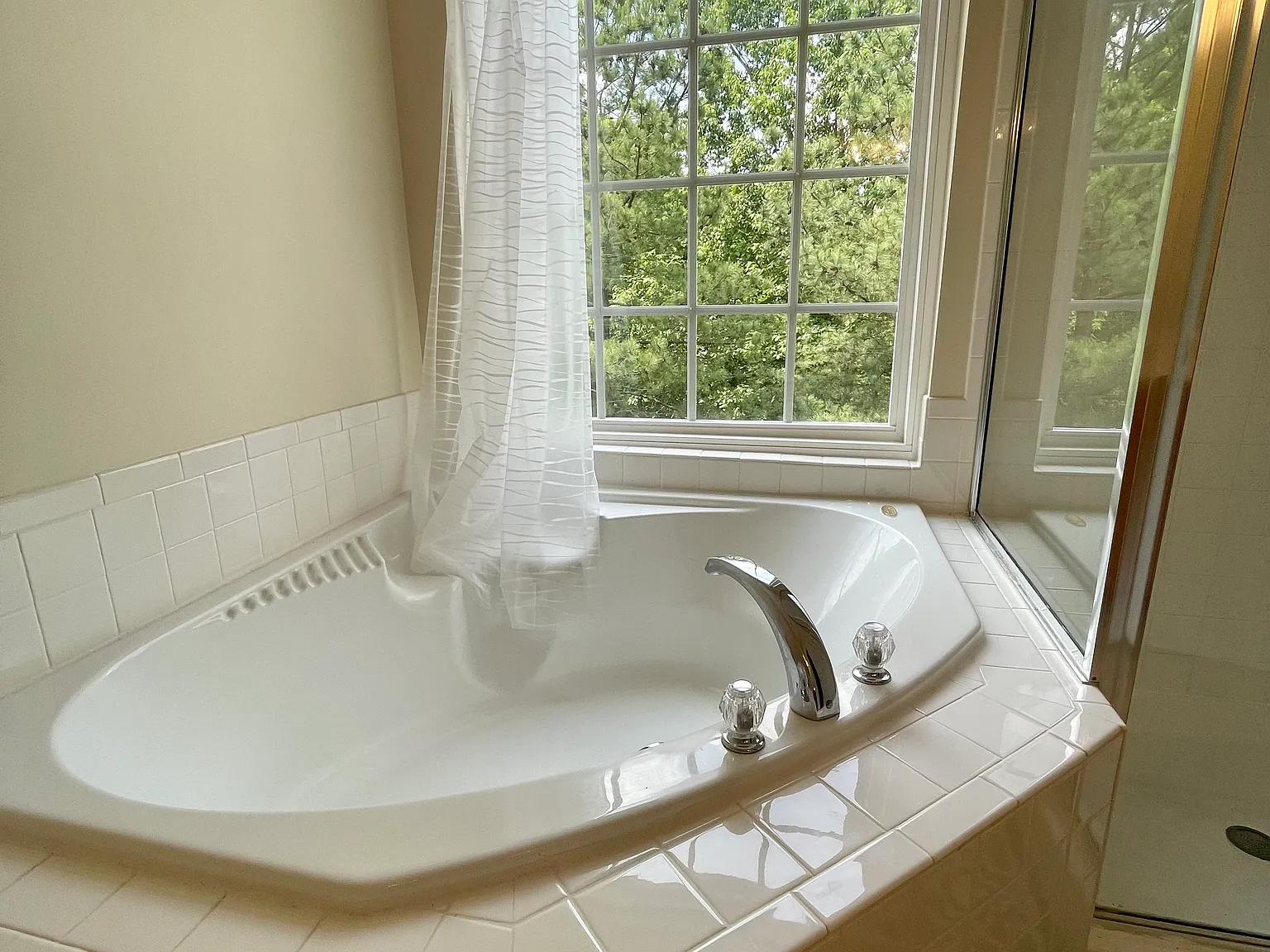 9804 Cheshire Ridge Cir — Photo 4