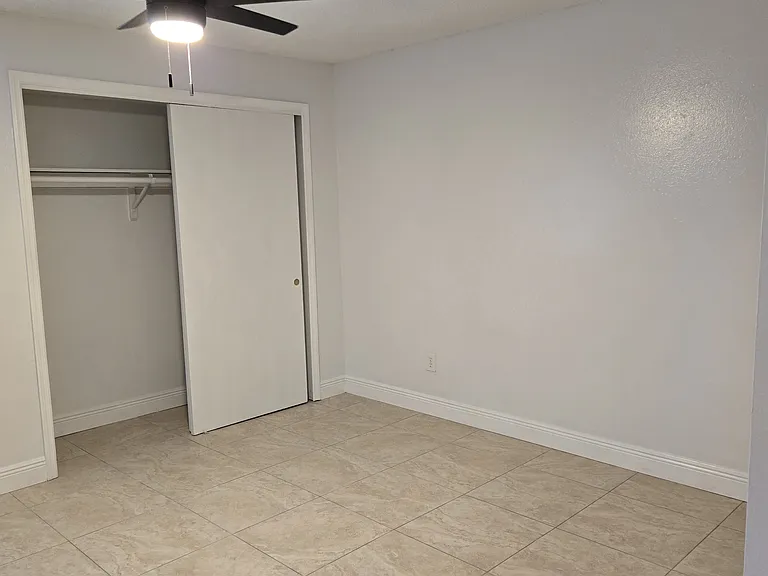 422 Forest Park Ln — Photo 8