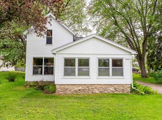 W7755 Spruce St, Shiocton, WI 54170