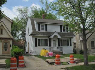 4053 N Elmhurst Rd, Milwaukee, WI 53216