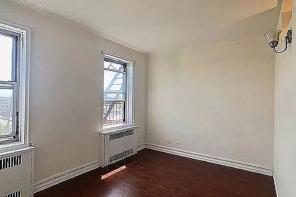2nd image of 101 Albemarle Rd #C