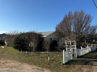 113 Ocean View Ave, Carolina Beach, NC 28428