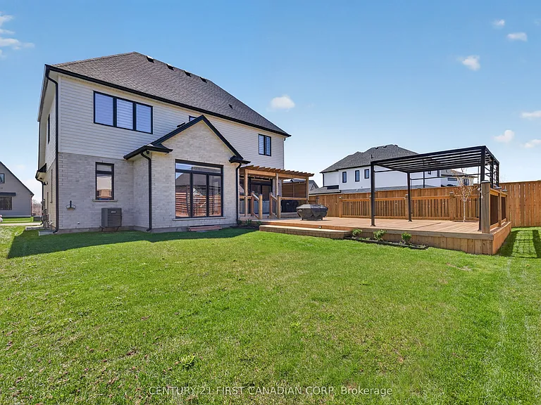 54 Aspen Cir — Photo 44