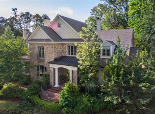 15 Eastparke Dr, Jackson, MS 39211