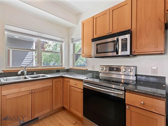 5th image of 3341 N 27th Ave Unit 27
