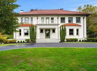 2 Ocean Ave, Swampscott, MA 01907