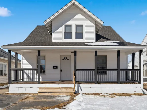 1605 Summit St, Marshalltown, IA 50158