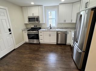 9419 S Saint Lawrence Ave #3, Chicago, IL 60619