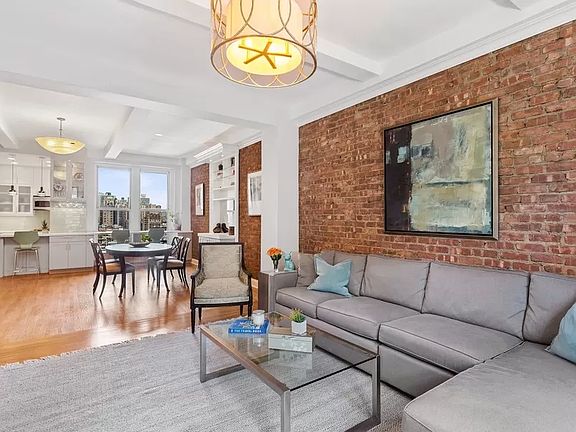 4th image of 135 W 79th St #9/10A