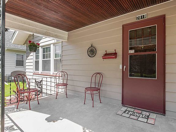 3rd image of 2818 Arlington Ave