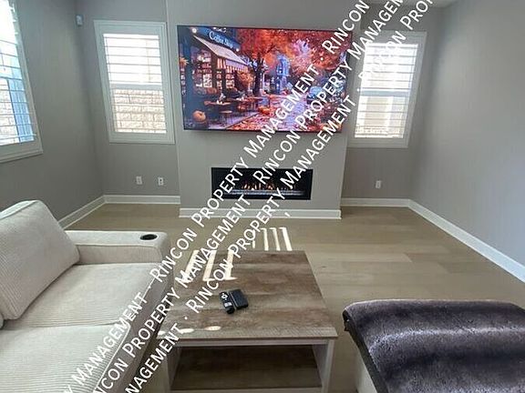4th image of 97 S Nevada Ave #2