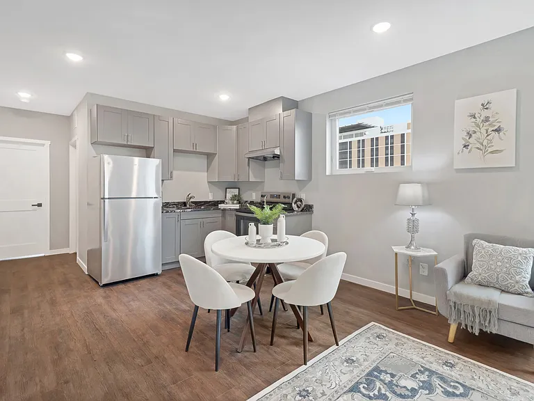 2432 Chicago Ave S #201 — Photo 9