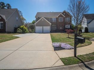 113 Saddlebrook Ln, Greenville, SC 29607