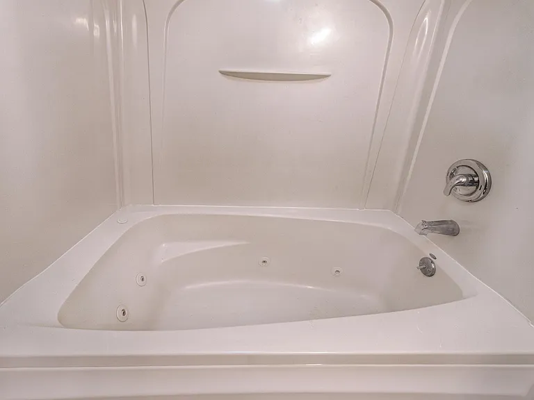 1018 Pirates Ct — Photo 15