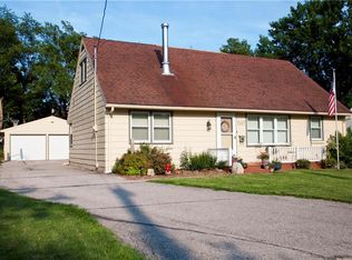 7407 SW 14th St, Des Moines, IA 50315