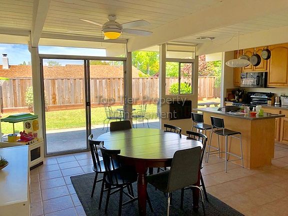 3rd image of 2772 San Benito Dr