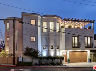 432 10th Pl, Manhattan Beach, CA 90266
