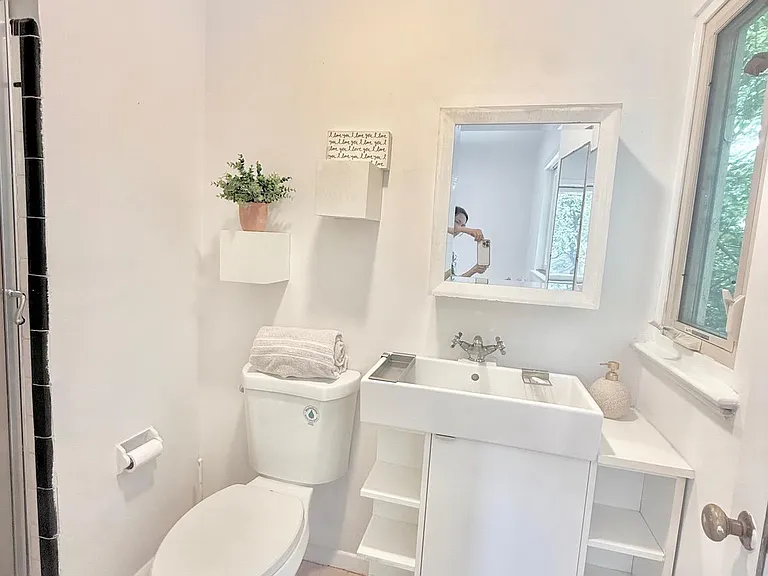 6819 Selkirk Dr — Photo 78