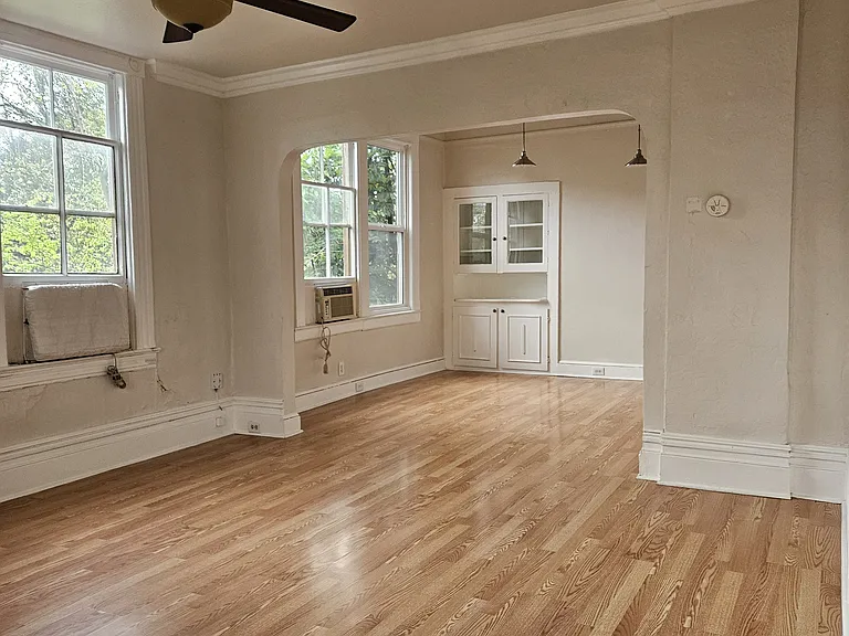 3418 1st Ave — Photo 5