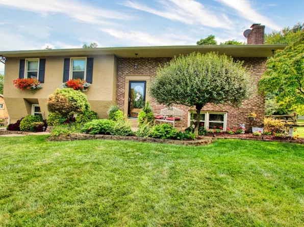 7135 Willowdale Dr, Cincinnati, OH 45248