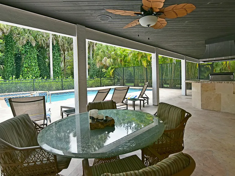 13353 Doubletree Cir — Photo 12