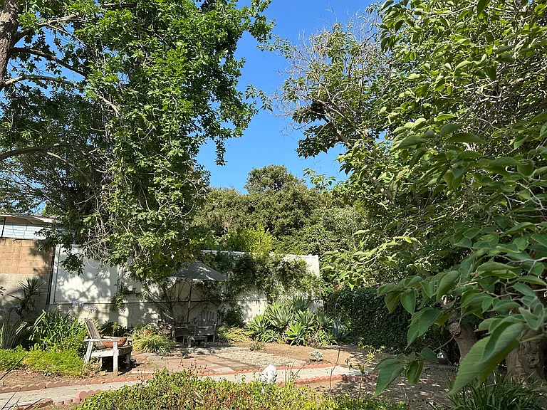 4933 Aldama St — Photo 17