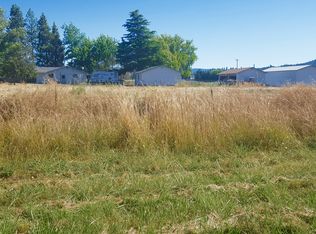 4147 Grant Rd, Central Pt, OR 97502