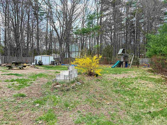 4th image of 139 Squantum Road