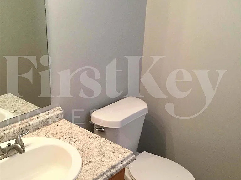 4200 Reserve Hill Xing — Photo 8