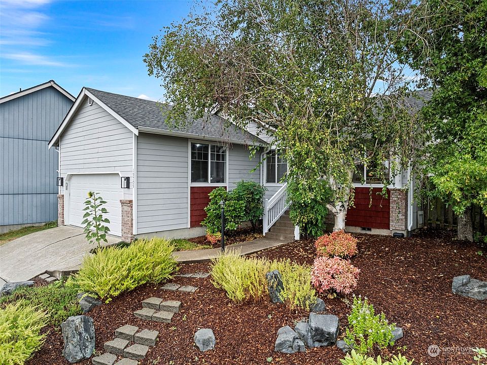 1st image of 19709 16th Avenue E
