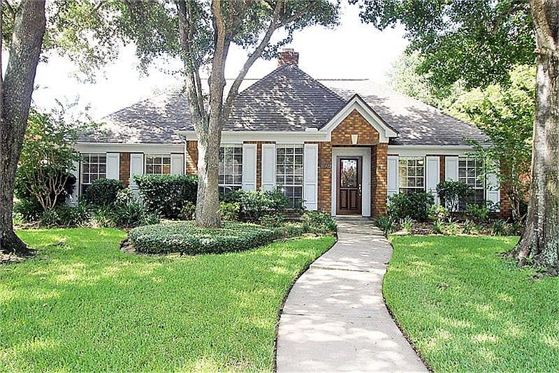 1st image of 15823 Echo Lodge Dr