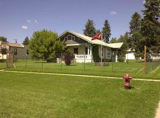 743 Harney St, Custer, SD 57730