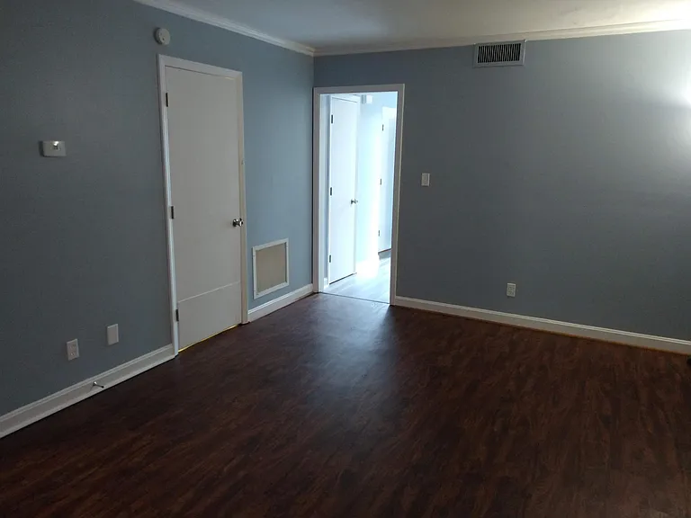 1450 Dover Rd #C — Photo 6