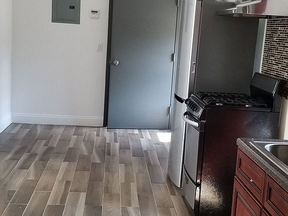 5th image of 69 Troutman St APT 3
