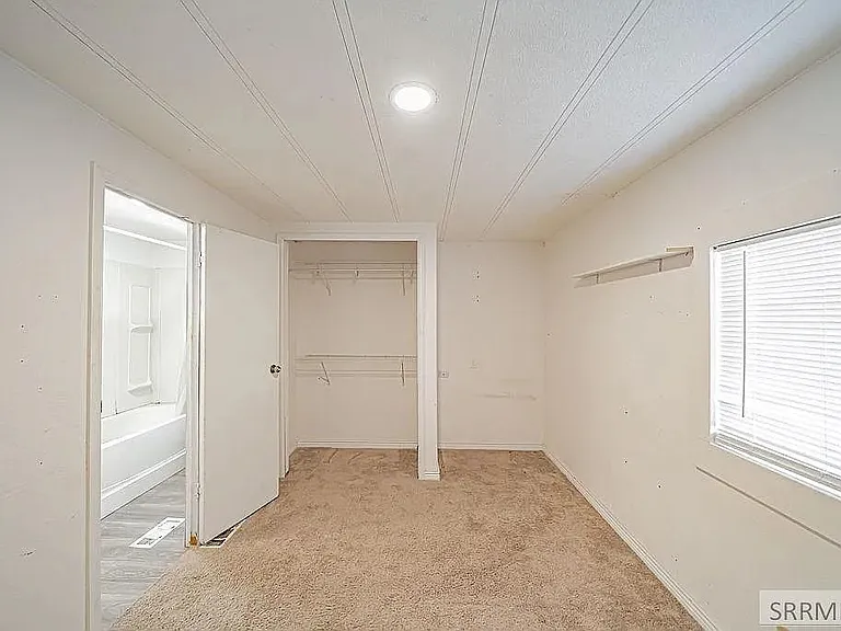 311 Bluebell St — Photo 13