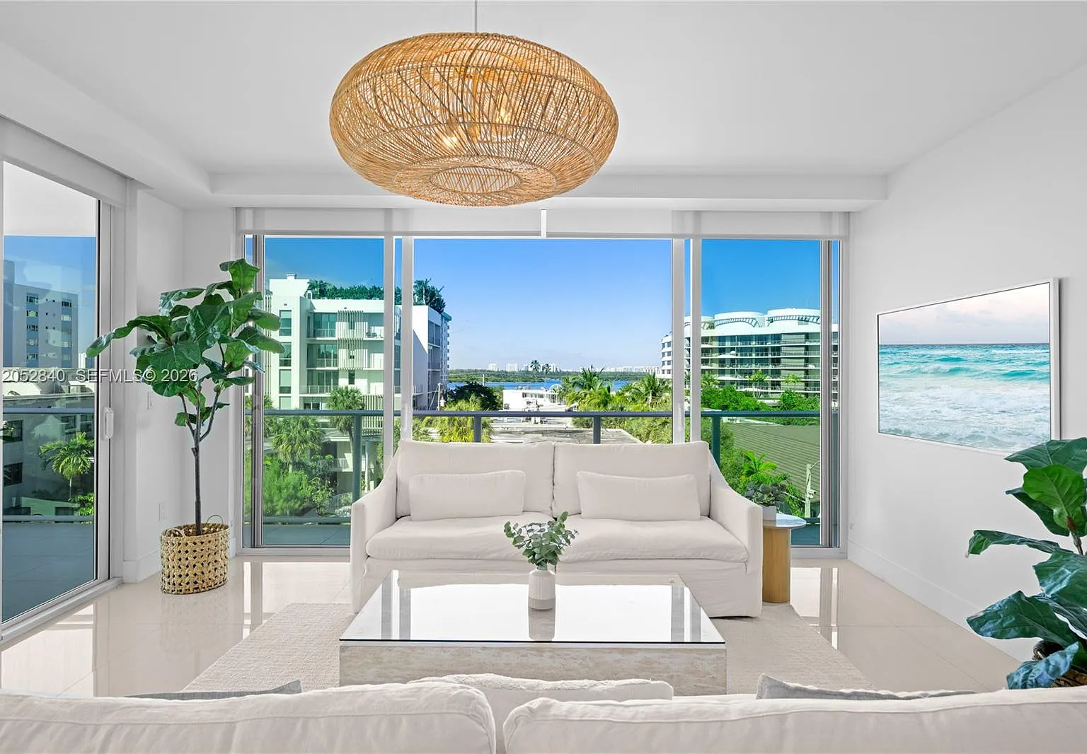 Le Jardin House Condo — Photo 1