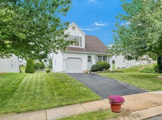 739 Blossom Hill Ln, Dallastown, PA 17313