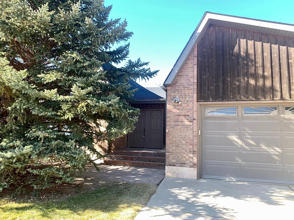 1st image of 607 Granite Dr