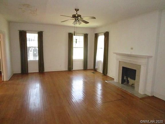 5th image of 759 Linden St